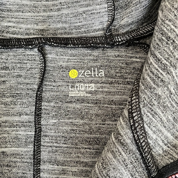 Zella light weight jacket - Picture 4 of 5
